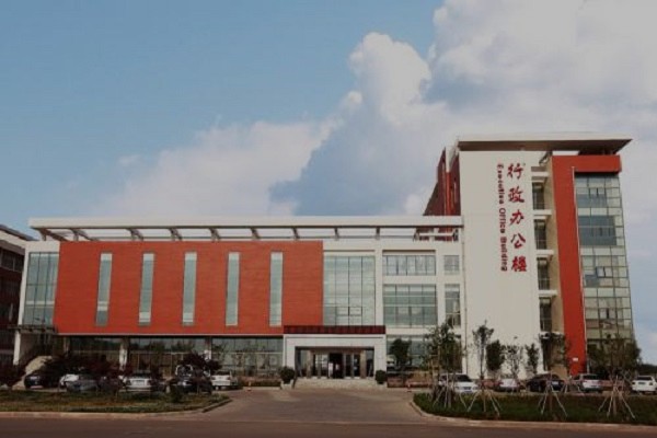 山東醫學高等專科學校樓宇智能化係統項目。